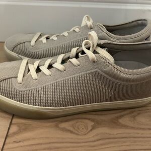 Rothy's Women’s Beige Sneakers Size 9
